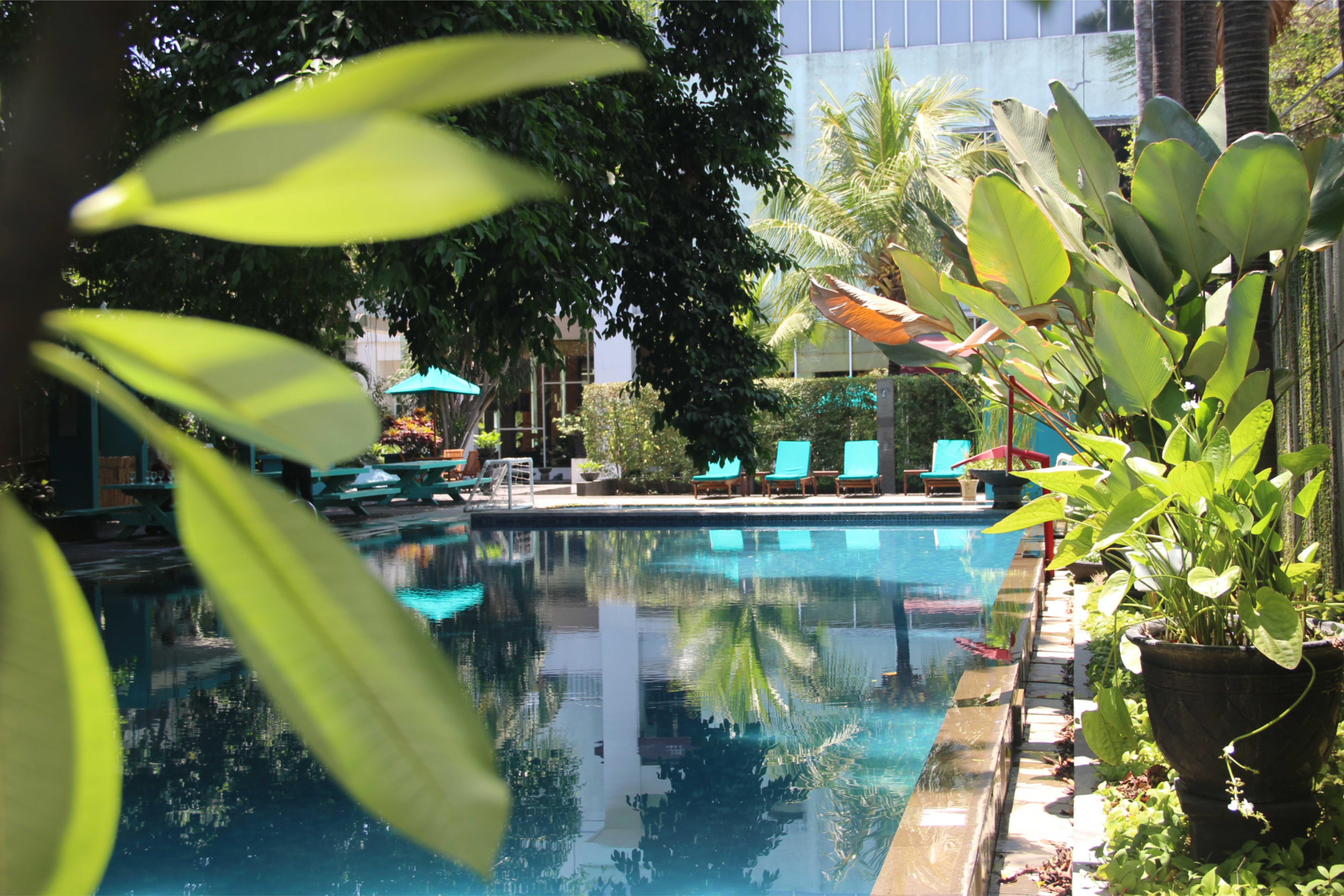 Mercure Surabaya Exterior foto