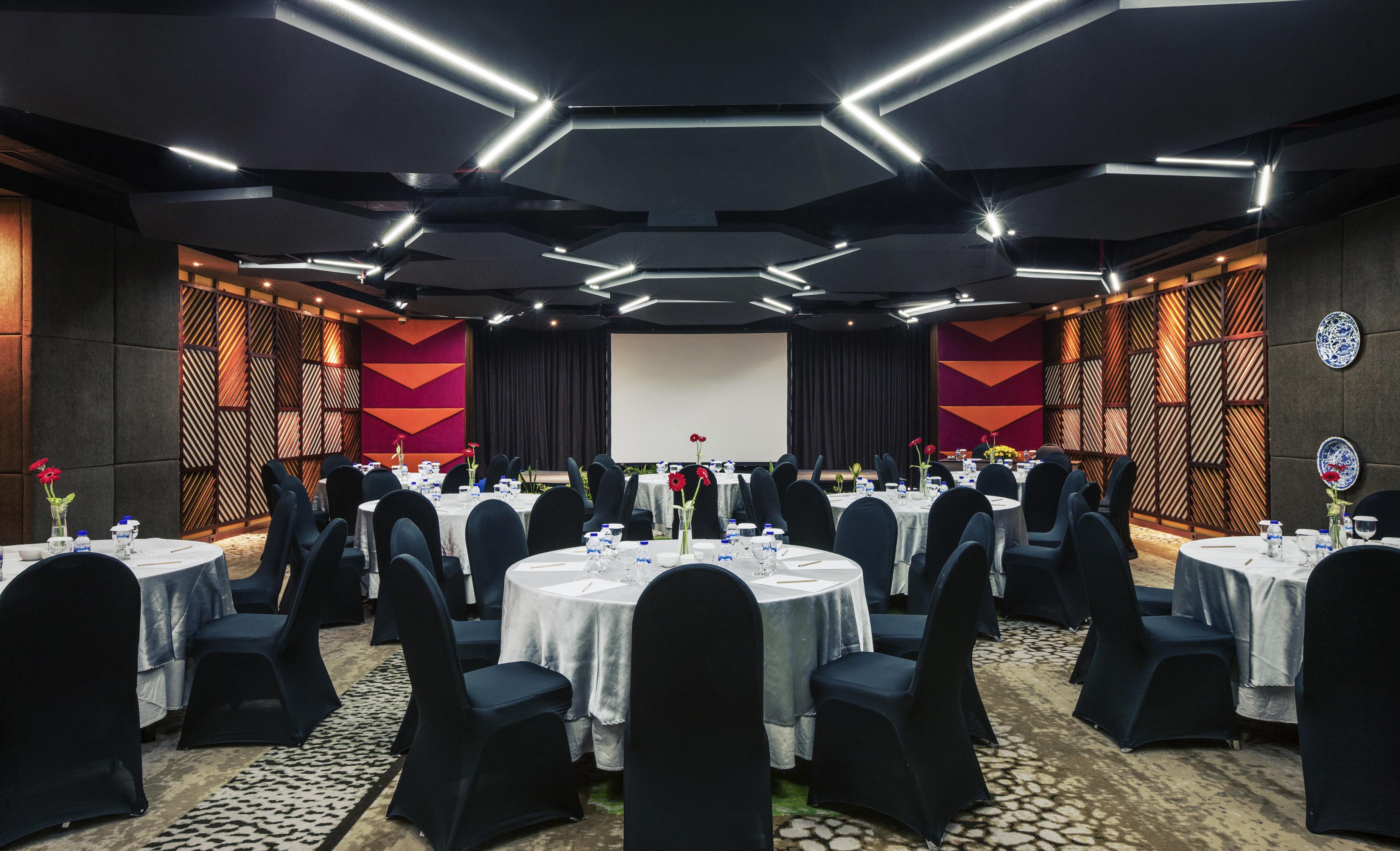 Mercure Surabaya Exterior foto
