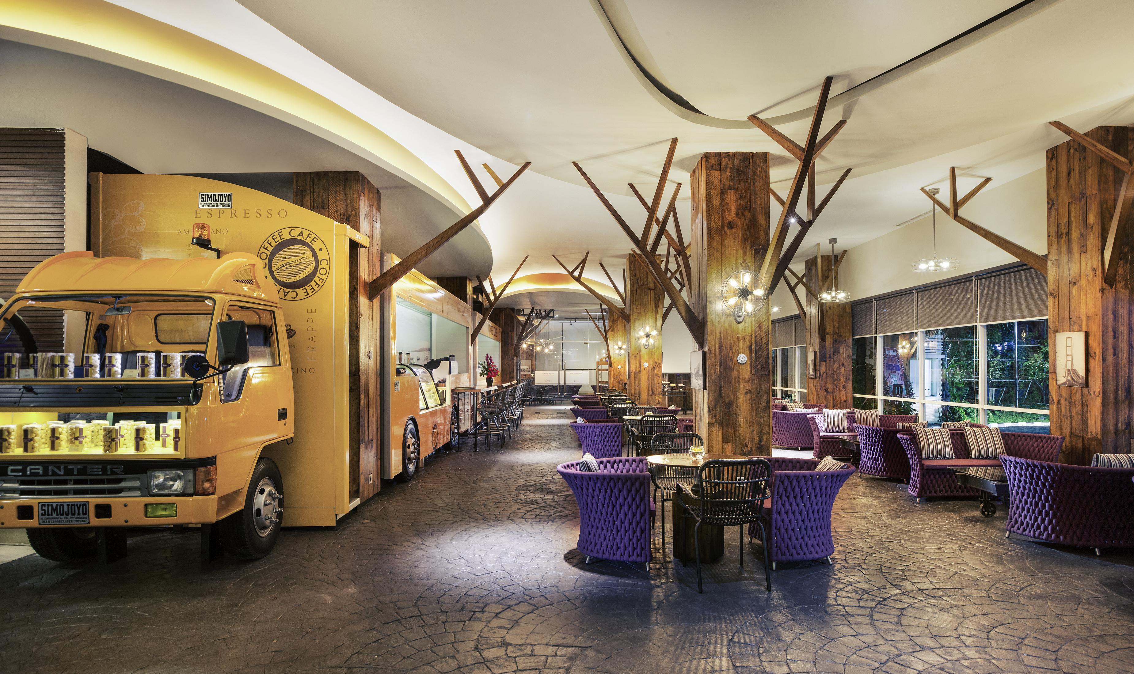 Mercure Surabaya Exterior foto