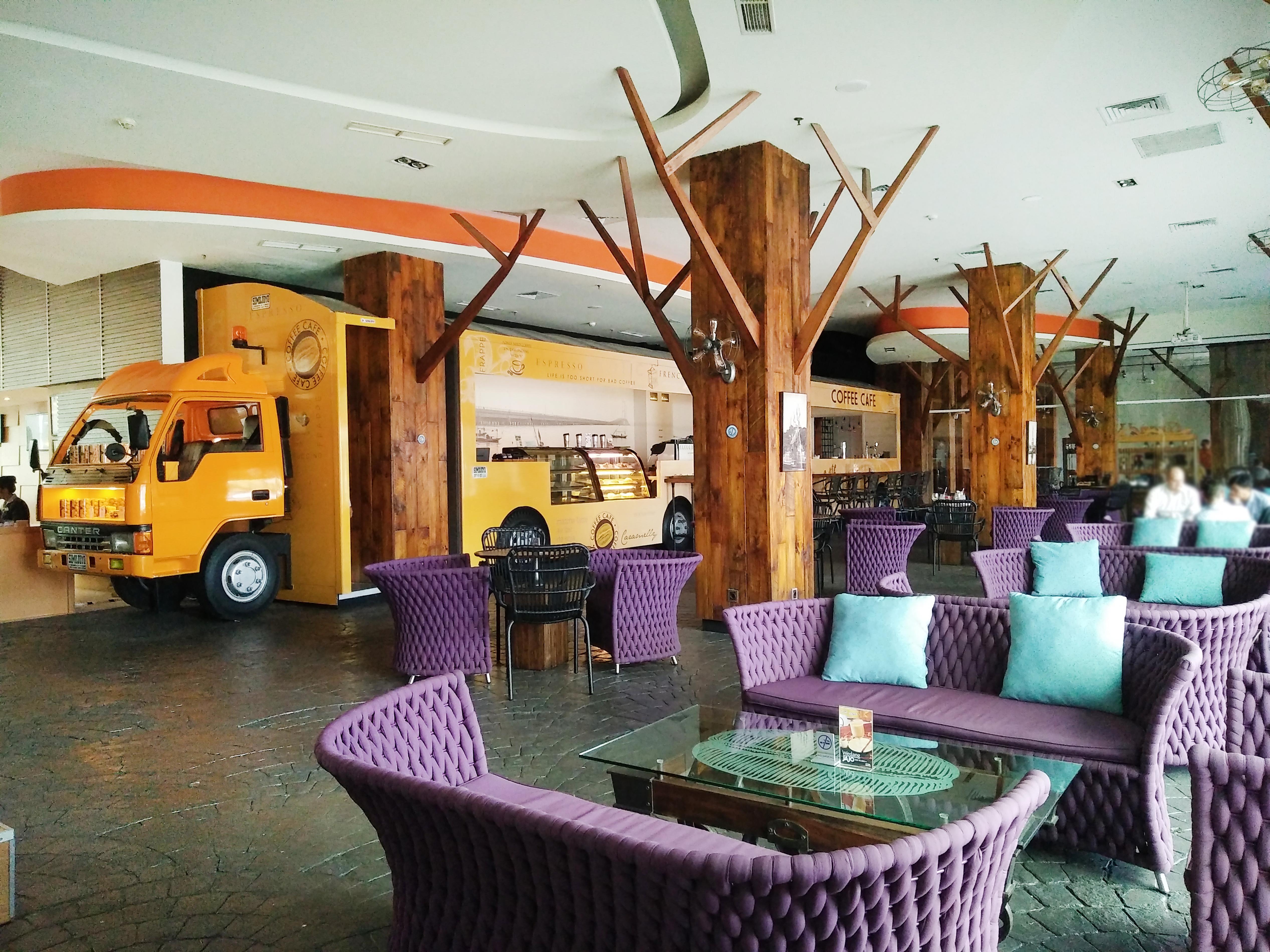 Mercure Surabaya Exterior foto