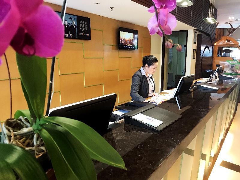 Mercure Surabaya Exterior foto